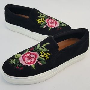 Steve Madden slide on sneakers